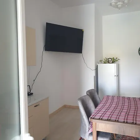Via Milto Kulja 11 Lejlighed *
