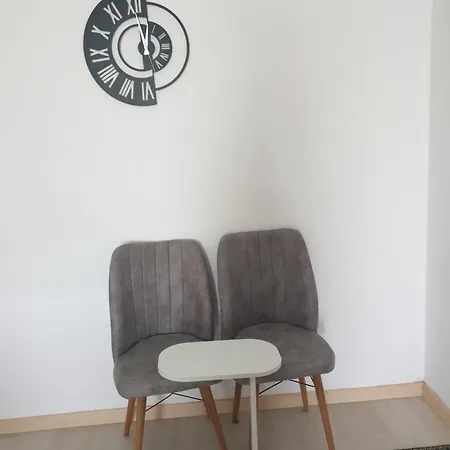 Lejlighed Via Milto Kulja 11