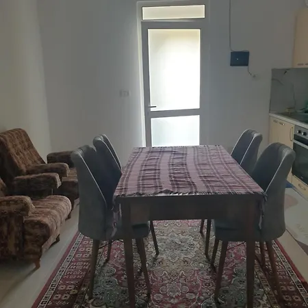 Apartment Via Milto Kulja 11 *